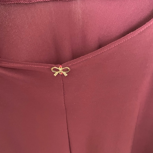 Arroh & Bow Infinity Dress Burgundy - Picture 8 of 9